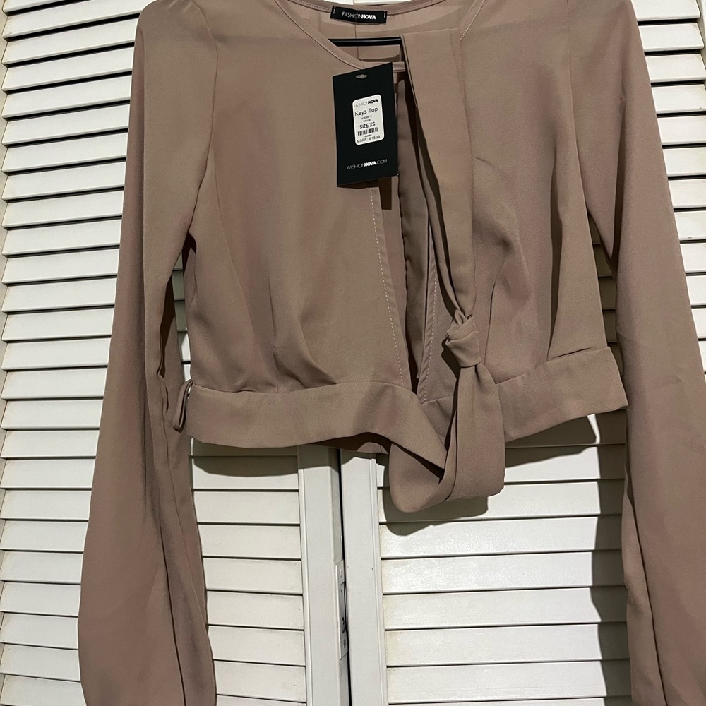 Keys top from Fashion Nova.